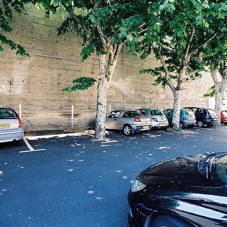 Logis Hotel Saint Jacques Valence  Luaran gambar